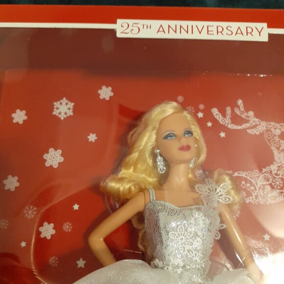 2013 BARBIE HOLIDAY EDITION 25 ANNIVERSARY NWT IN BOX NEW CONDITION - Picture 5 of 17